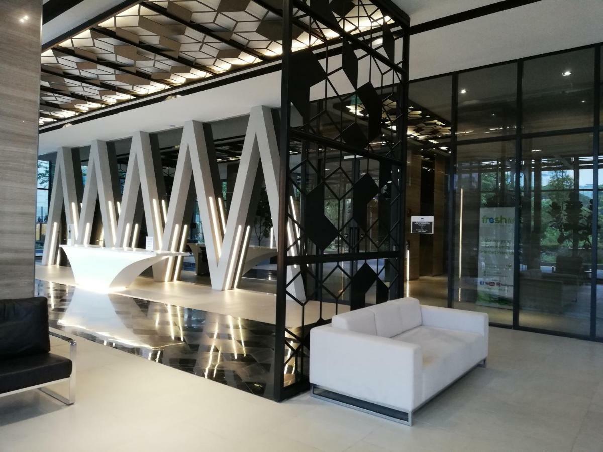 Expressionz Suite Klcc By De Space Kuala Lumpur Exterior photo